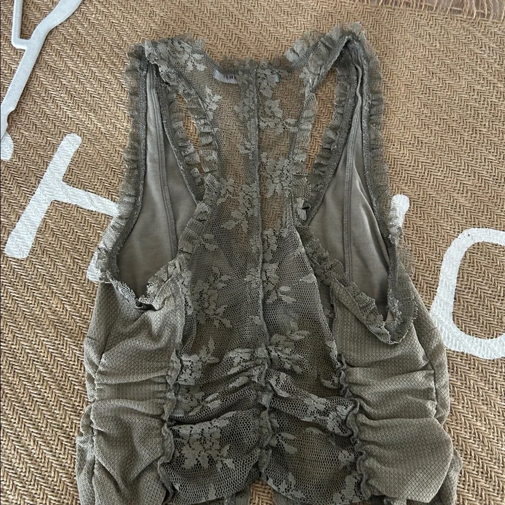 Urban Outfitters Olive Lace Camisole with covered button super pretty! Small - Picture 8 of 8